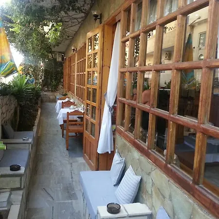 Hotel Kissandros 2*