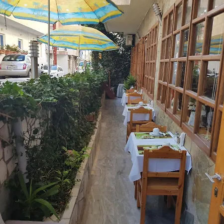 Kissandros Hotel Agia Galini (Crete)
