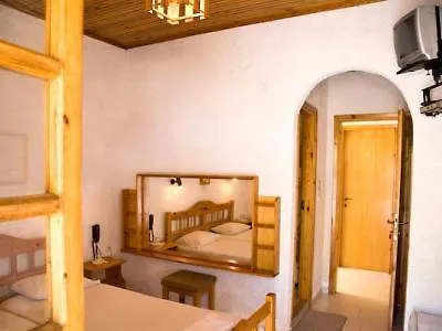 Kissandros Hotel 2*